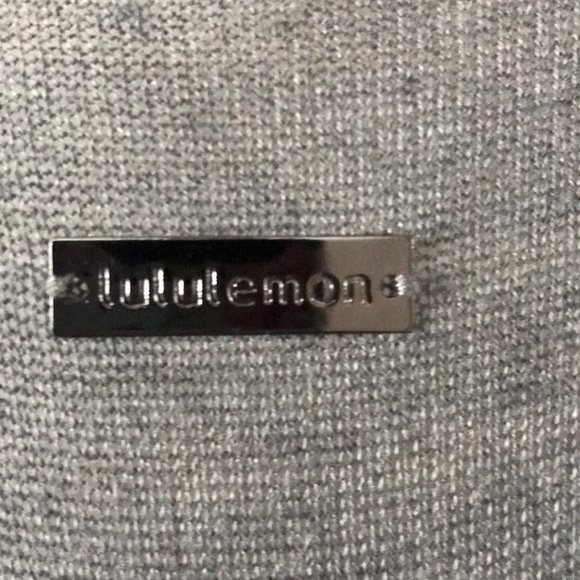 Lululemon Sweater Wrap - Picture 2 of 4